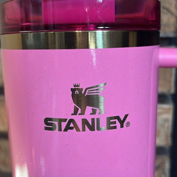 🍵Stanley X Wicked Glinda Pink Sparkle 40 oz quencher tumbler - Picture 3 of 10